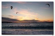 Kite surf au coucher du soleil
